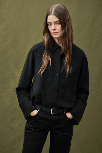 Closed Embroidered Shirt - Black