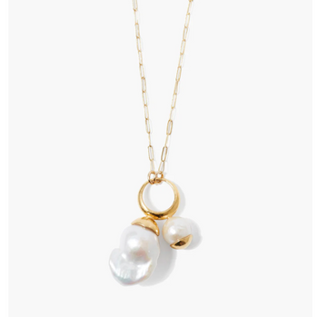 Luna Long Pearl Necklace - Gold