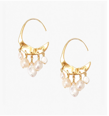 Chan Luu Crescent Pearl Drop Hoop Earrings - Gold